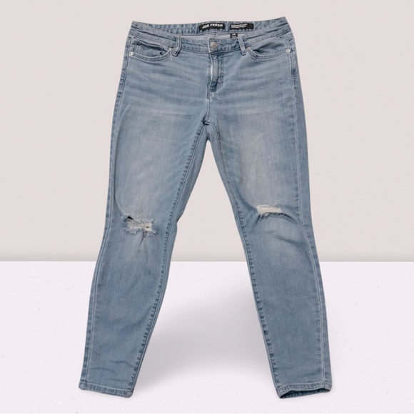 Joe Fresh Classic Slim Fit Light-washed Denim Jeans - Picture 3 of 7